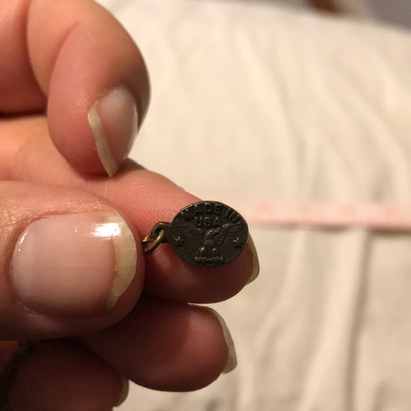 Anne Koplik designs pendant necklace - Picture 6 of 8